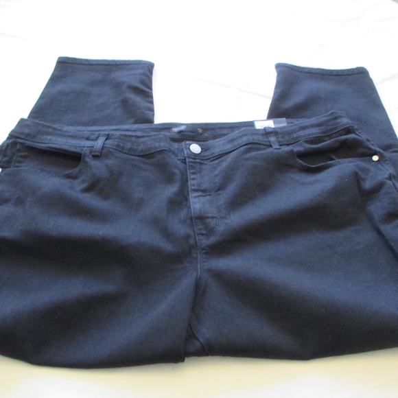 Vera Wang Denim - NWT - VERA WANG black Skinny jeans - sz 24WS - $56